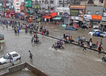 خبردار! بارش کے موسم میں یہ غلطیاں ہر گز نہ کریں