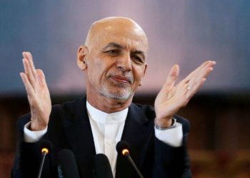 افغانستان سے فرار ہونے والے اشرف غنی کی پھر معافی تلافی