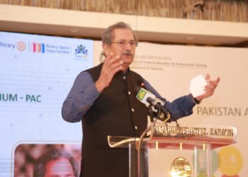 اگلا تعلیمی سال 22اگست سے شروع ہوگا، وفاقی وزیر تعلیم شفقت محمود