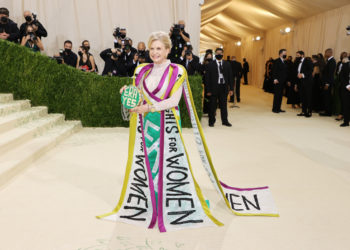 نیویارک کے ’میٹ گالا‘  میں لباس کے ذریعے صنفی امتیاز کے خلاف آواز بلند