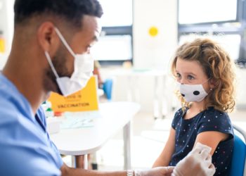 فائزر کا 5سے 11سال تک کے بچوں کے لیے ویکسین کی فراہمی کا اعلان