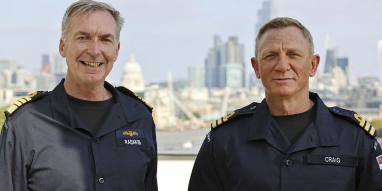 ڈئینل کریگ کو  اعزازی کمانڈر کا عہدہ مل گیا