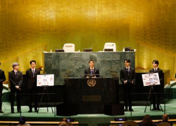 نوجوان نسل کے پسندیدہ میوزک گروپ ’بی ٹی ایس‘ کی اقوام متحدہ میں پرفارمنس