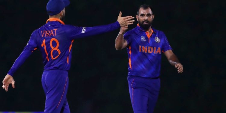 ایک خراب بالنگ پر محمد شامی ’غدار‘ بن گئے