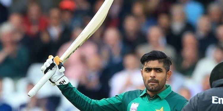 بابراعظم کا طلبہ کے لیے اسکالرشپ کا اعلان