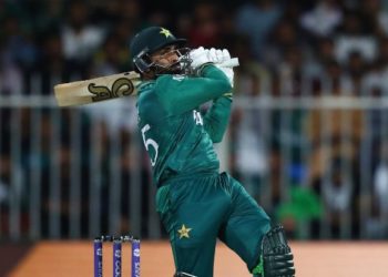 آصف نے تو کمال کردکھایا، سیریز منسوخی کا بدلہ پورا