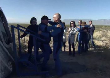 اسٹار ٹریک فلم اسٹار ولیم شٹنر معمر ترین خلائی مسافر بن گئے