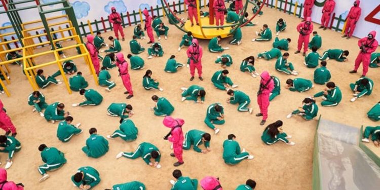 ابوظہبی میں ’اسکویڈ گیم’ کا مقابلہ لیکن خون خرابے کے بغیر