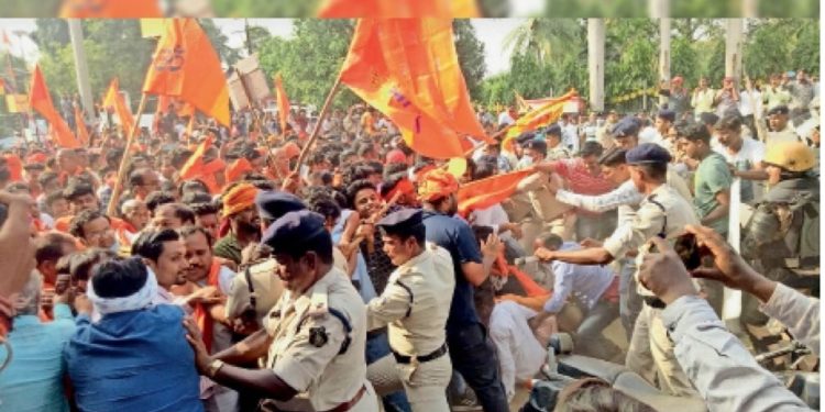 بھارت: تری پورا میں ہندو مسلم فسادات، مساجد اور مسلم آبادی پر حملے