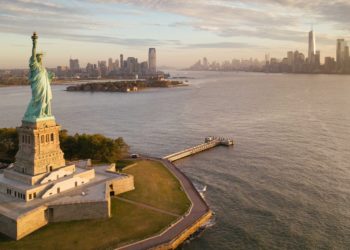 80ہزار گرین کارڈز کے ضائع ہونے کا خطرہ