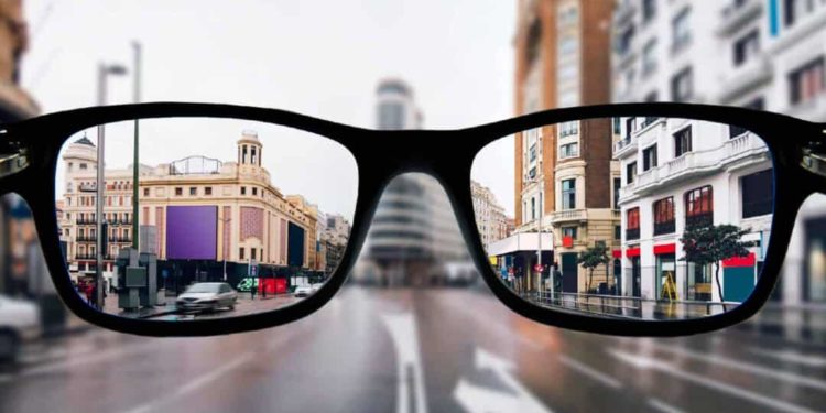 آدھی دنیا اگلے 30سال میں نظر کی عینک لگاسکتی ہے