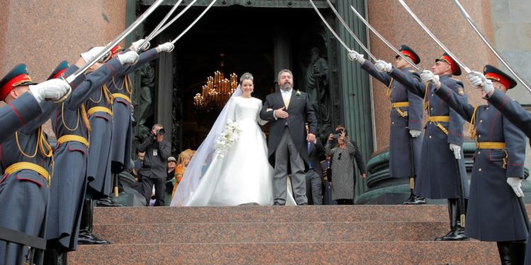 ایک صدی بعد روسی شاہی خاندان میں شادی