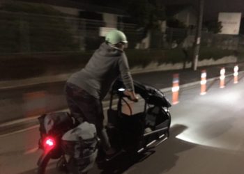 نیوزی لینڈ کی رکن اسمبلی کا بچے کی پیدائش کے لیے سائیکل سے اسپتال کا سفر