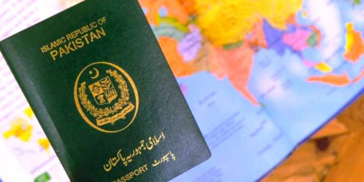 سمندر پار پاکستانیوں کو ووٹ ڈالنے کا حق مل گیا