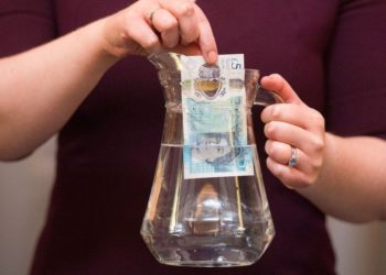 پلاسٹک کے نوٹ ۔۔ جو واشنگ مشین میں دُھل کر بھی نہیں پھٹتے