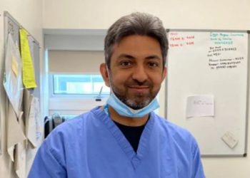 کورونا سے سب کوبچانے والا برطانوی مسلم ڈاکٹر کورونا سے جاں بحق