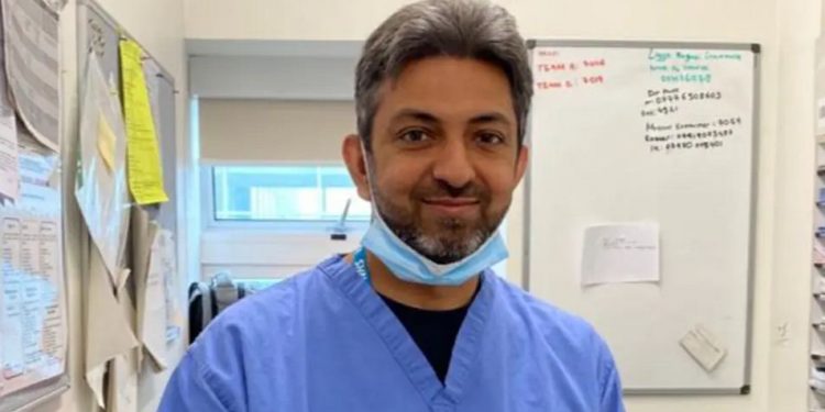 کورونا سے سب کوبچانے والا برطانوی مسلم ڈاکٹر کورونا سے جاں بحق