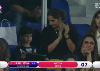 ثانیہ مرزا کی  خوشی، بھارتیوں کا مقدمہ درج کرنے کا مطالبہ