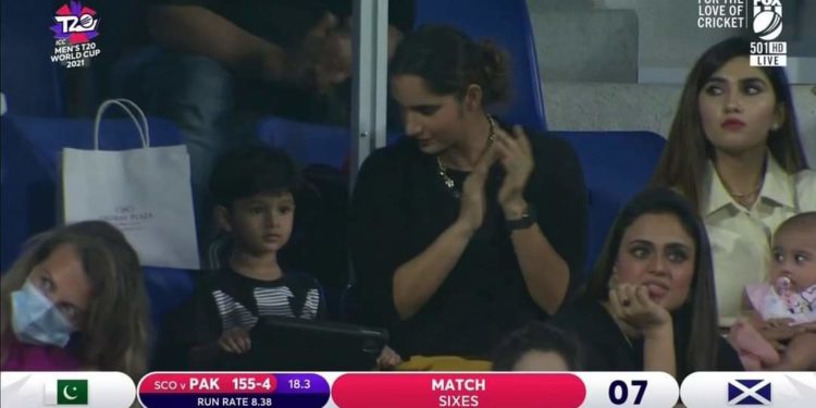 ثانیہ مرزا کی  خوشی، بھارتیوں کا مقدمہ درج کرنے کا مطالبہ