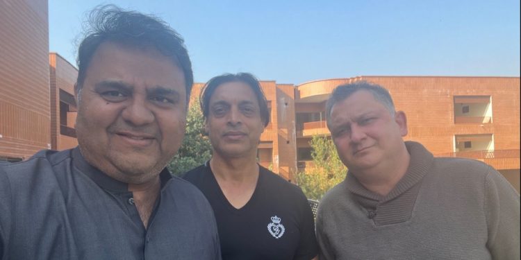 شعیب اختر اور نعمان نیاز میں دوستی ہوگئی