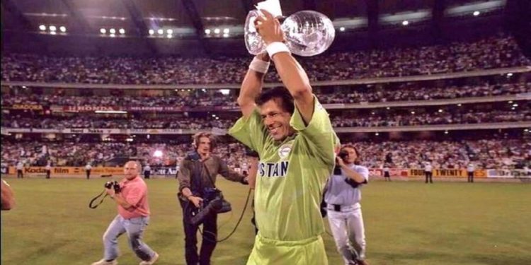 عمران خان کے لیے بین الاقوامی اسپورٹس شخصیت کا ایوارڈ