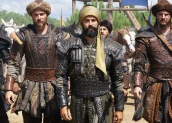 کرولس عثما ن کے لیے بہترین ٹی وی سیریز آف دی ائیر کا ایوارڈ