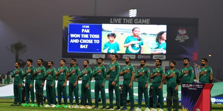 پاکستان سیمی فائنل میں کس کو ہرائے گا؟