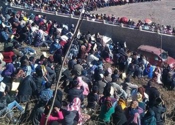 ناگالینڈ:  بھارتی فوج کی فائرنگ، 13 دیہاتی ہلاک، مشتعل ہجوم نےفوجی گاڑیاں جلا دیں