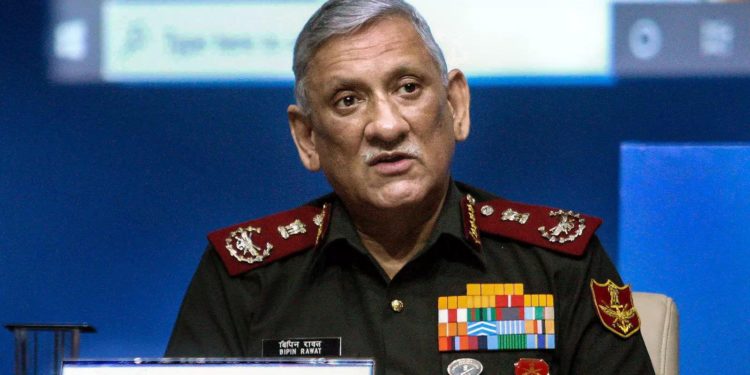 بپن راوت ہلاک ہوچکے ہیں، سابق بھارتی لیفٹیننٹ کا دعویٰ