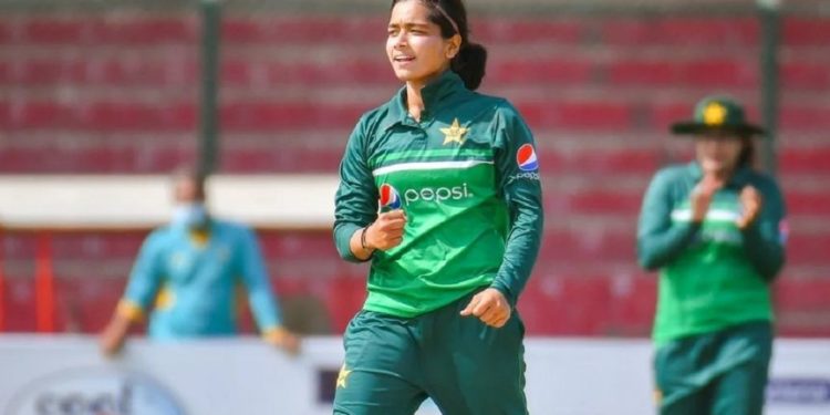 فاطمہ ثنا۔۔۔ ویمن ایمرجنگ پلیئر آف دی ائیر