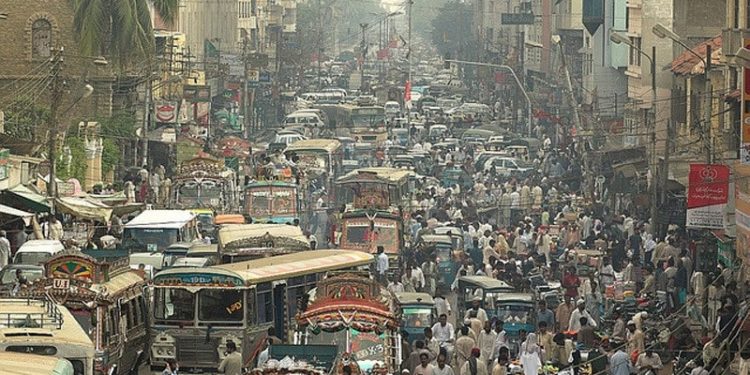 کراچی میں اومی کرون کے بڑھتے ہوئے کیسز