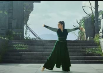 پشاور زلمی کے آفیشل سونگ میں ماہرہ خان کے ٹشن