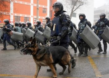 قازقستان: پیٹرول کی بڑھتی قیمتیں اور عوام کے احتجاج نے حکومت گرادی