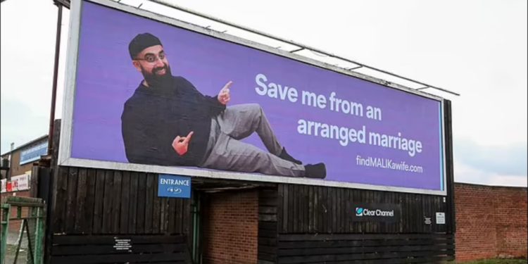 برطانوی شہری نے رشتے کی تلاش میں بل بورڈز لگادیے