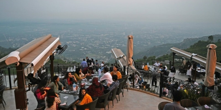 مونال ریسٹورنٹ اور نیوی گالف کورس کو سی ڈی اے کی تحویل میں دینے کا حکم