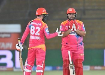 بیٹے اعظم خان نے والد کی ٹیم کو ہرادیا