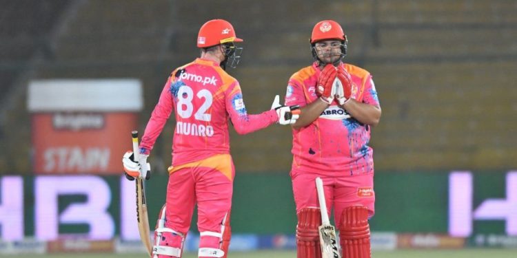 بیٹے اعظم خان نے والد کی ٹیم کو ہرادیا