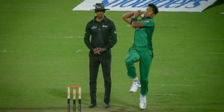 پاکستانی ٹیم کو دھچکا، محمد حسنین کا بالنگ ایکشن غیر قانونی قرار