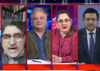 ٹی وی پر بازاری گفتگو: صحافت کے معیار پر سوال اٹھنے لگے؟