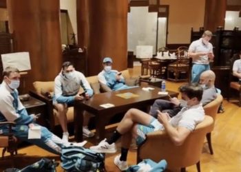 ” سرپرائزڈے ” پر آسٹریلیا کی آمد بھارت کے لیے ایک اور "سرپرائز”