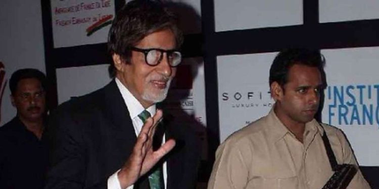 امیتابھ  کا سابق پولیس محافظ سالانہ کروڑوں کی کمائی پر معطل