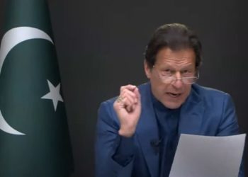 اپوزیشن کی یارکر پر وزیراعظم کا چھکا