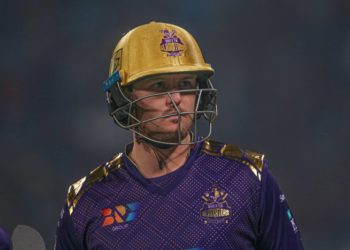 کوئٹہ گلیڈی ایٹرز کے جیسن رائے پر جرمانہ عائد