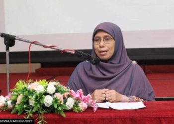 ملایشیا کی خاتون وزیر کا نافرمان بیگمات کو مارنے کا مشورہ