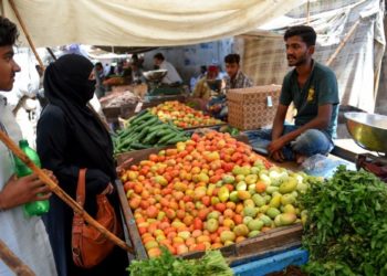 پیٹرول کی نئی قیمتیں، ملک میں مہنگائی کے طوفان کا خدشہ