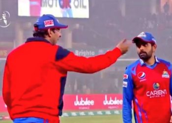 بابراعظم کو کہا تھا کہ بالرز یارکرز کیوں نہیں کرارہے؟ وسیم اکرم