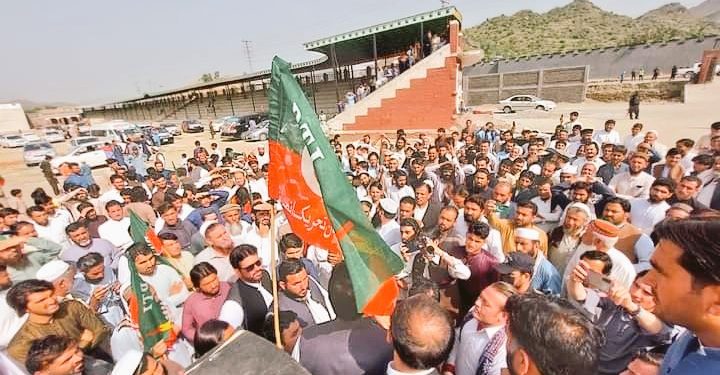 وزیراعظم کا جلسہ، خاتون رپورٹر کو ہراساں کرنے کا واقعہ