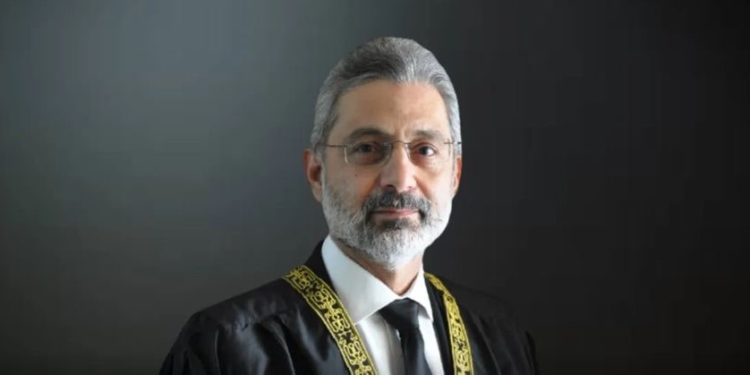 جسٹس فائز عیسیٰ  کے صدارتی ریفرنس کے بینچ پر تحفظات