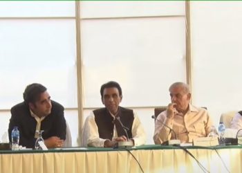 متحدہ اپوزیشن کا وزیراعظم سے استعفیٰ کا مطالبہ