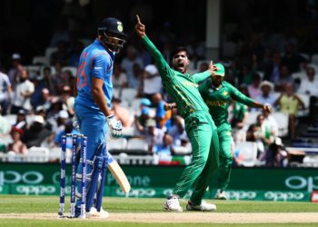 فاسٹ بالر محمد عامر کے مشورے پر تنقید اور تعریف کیوں؟